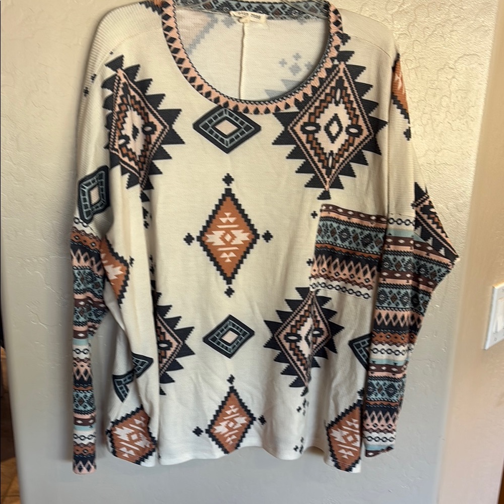 Geometric Patterned Women's Top - Cream and Black
